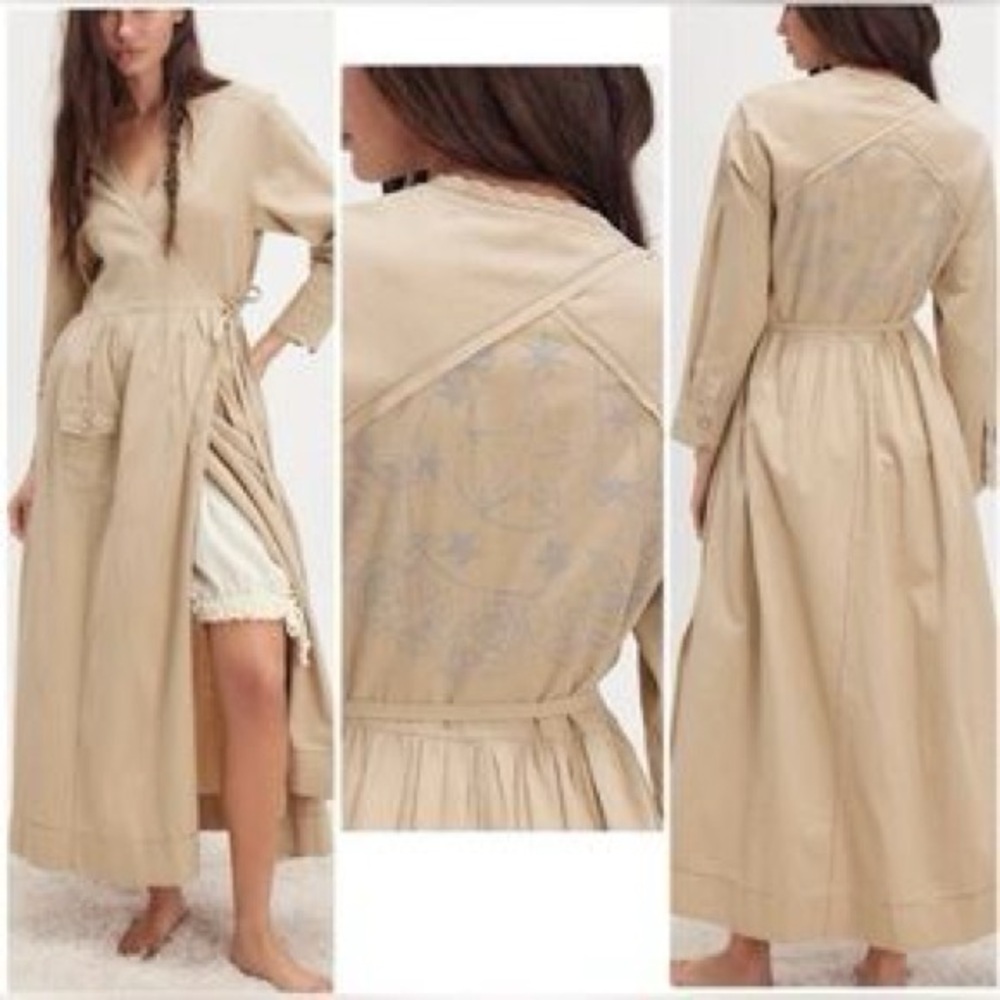 Lightweight!! Out west robe Free People stars ⭐️ Beige Maxi Coat dress duster